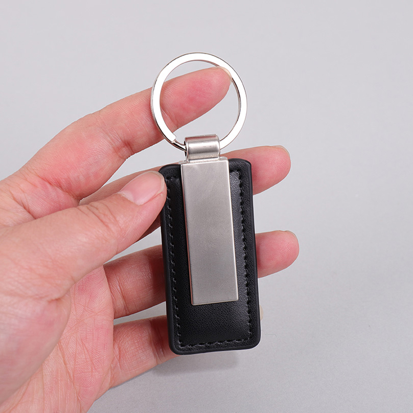 PU Leather Custom Name Keychai - Personalized Engraved Gift recension och pris