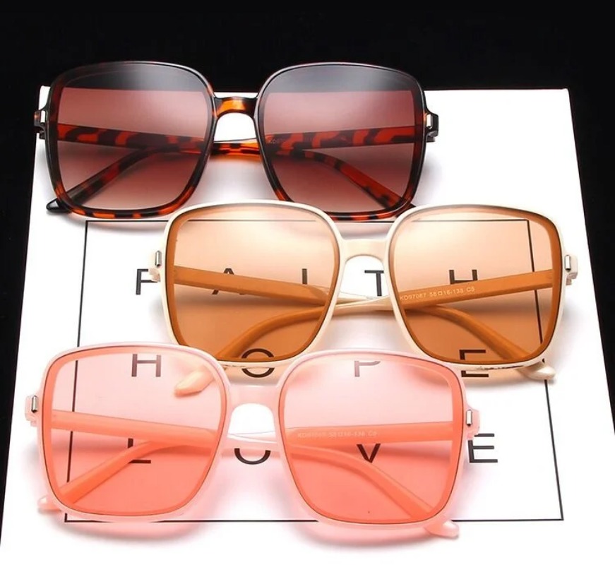 Vintage Oversized Square Sungl - Luxury Lifestyle Store recension och pris