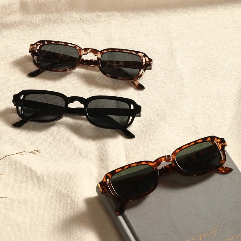 Luxurious Rectangle Sunglasses - Luxury Lifestyle Store recension och pris